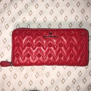 PRE-OWNED VALENTINO WALLET‼️